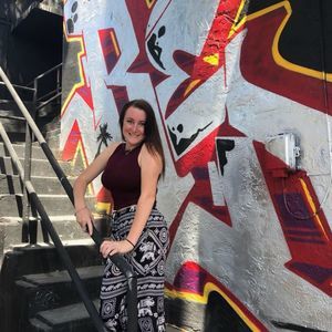 Meet your Posher, Julia